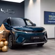 Электромобиль BYD ATTO 3 с balloons