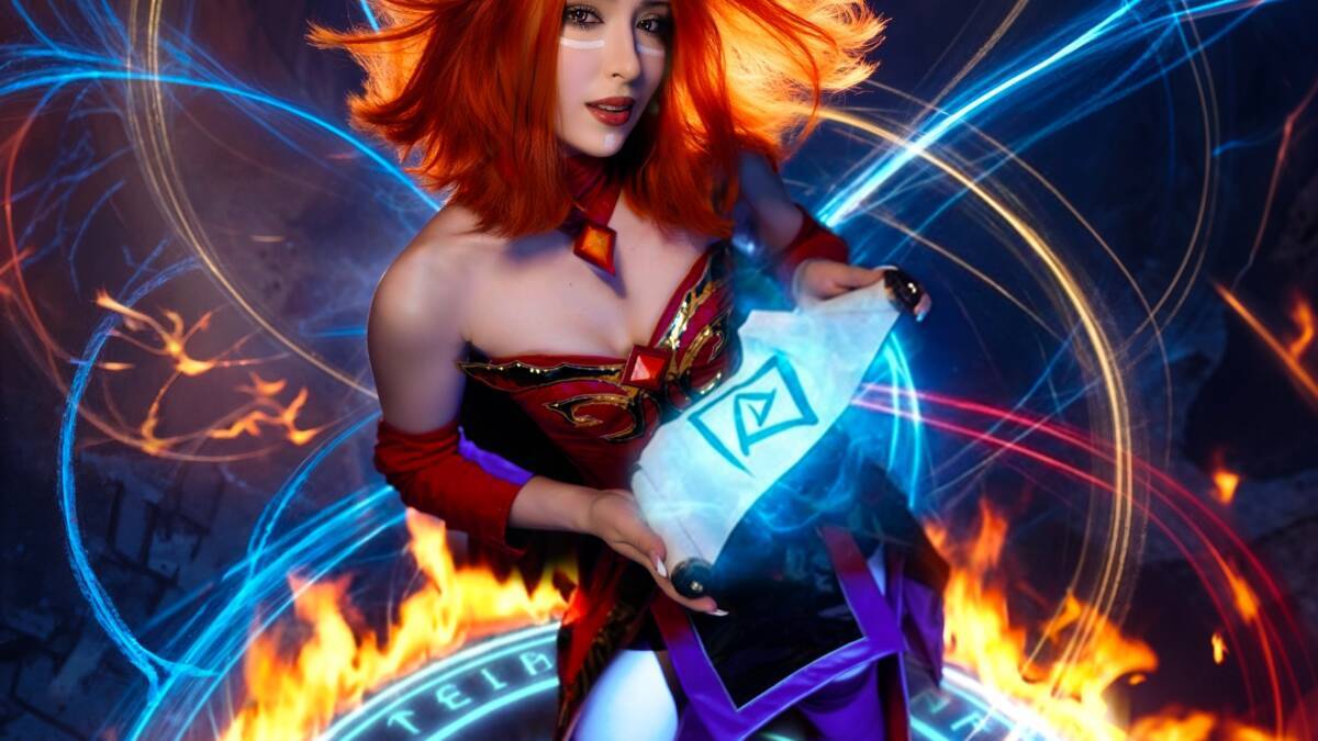Модель показала косплей огненной Лины из Dota 2 16 Модель в косплее огненной Лины из Dota 2