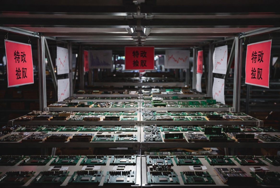 Дефицит NAND может закончиться в 2027 году, но DRAM останется дорогой дольше