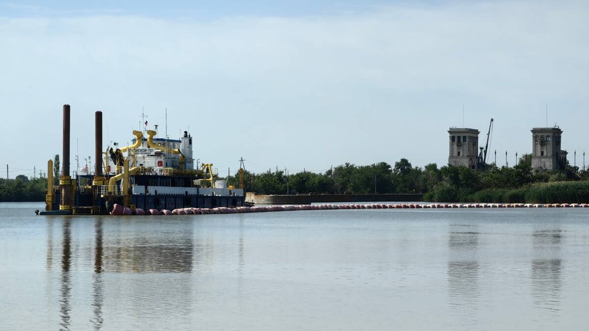 Землесос «Донской-701» расширил стоянку между шлюзами на Волго-Донском канале 1 Землесос «Донской-701» на Волго-Донском канале