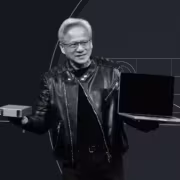 Дженсен Хуанг завёл аккаунт в X ради открытых ИИ-моделей 2 Человек в кожаной куртке с ноутбуком и устройством