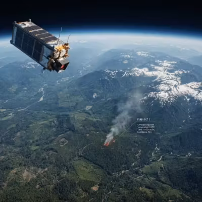 Спутник FireSat ищет лесные пожары над горами