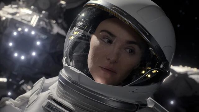 Лучшие сериалы в жанре научной фантастики на Apple TV 28 Космонавт в космическом костюме Apple TV