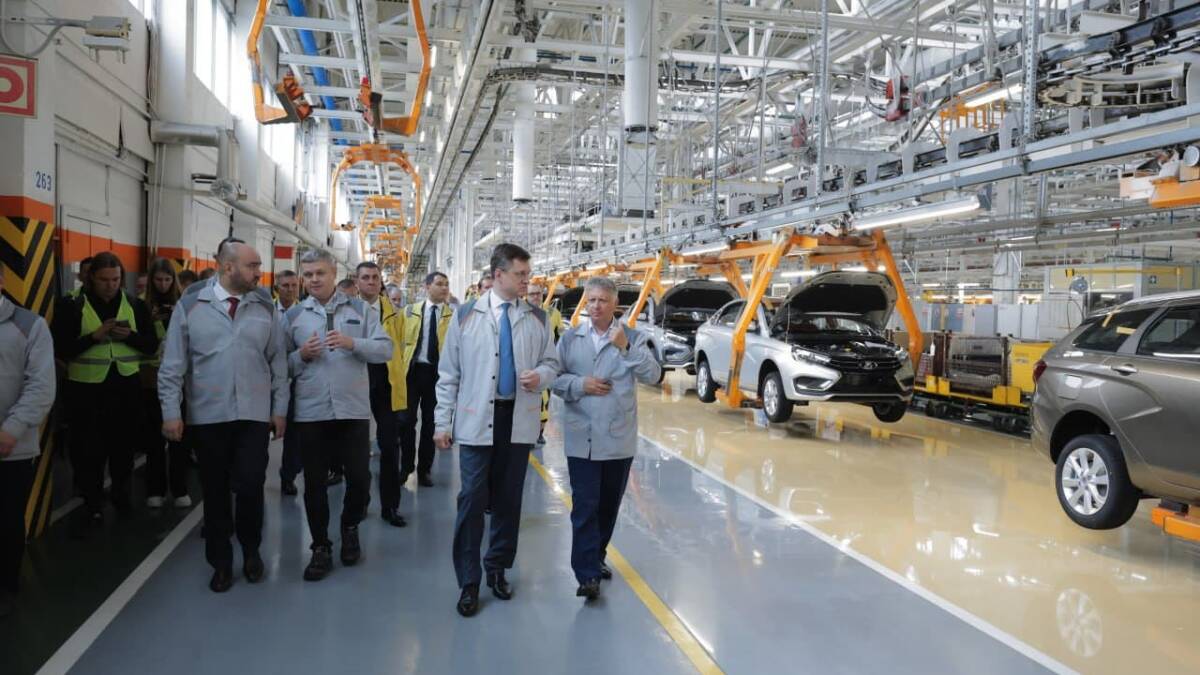 Фрезеровщик у АвтоВАЗа может получать 150 тысяч рублей, мастер — 100 тысяч 2 Фрезеровщик у АвтоВАЗа может получать 150 тысяч рублей, мастер — 100 тысяч