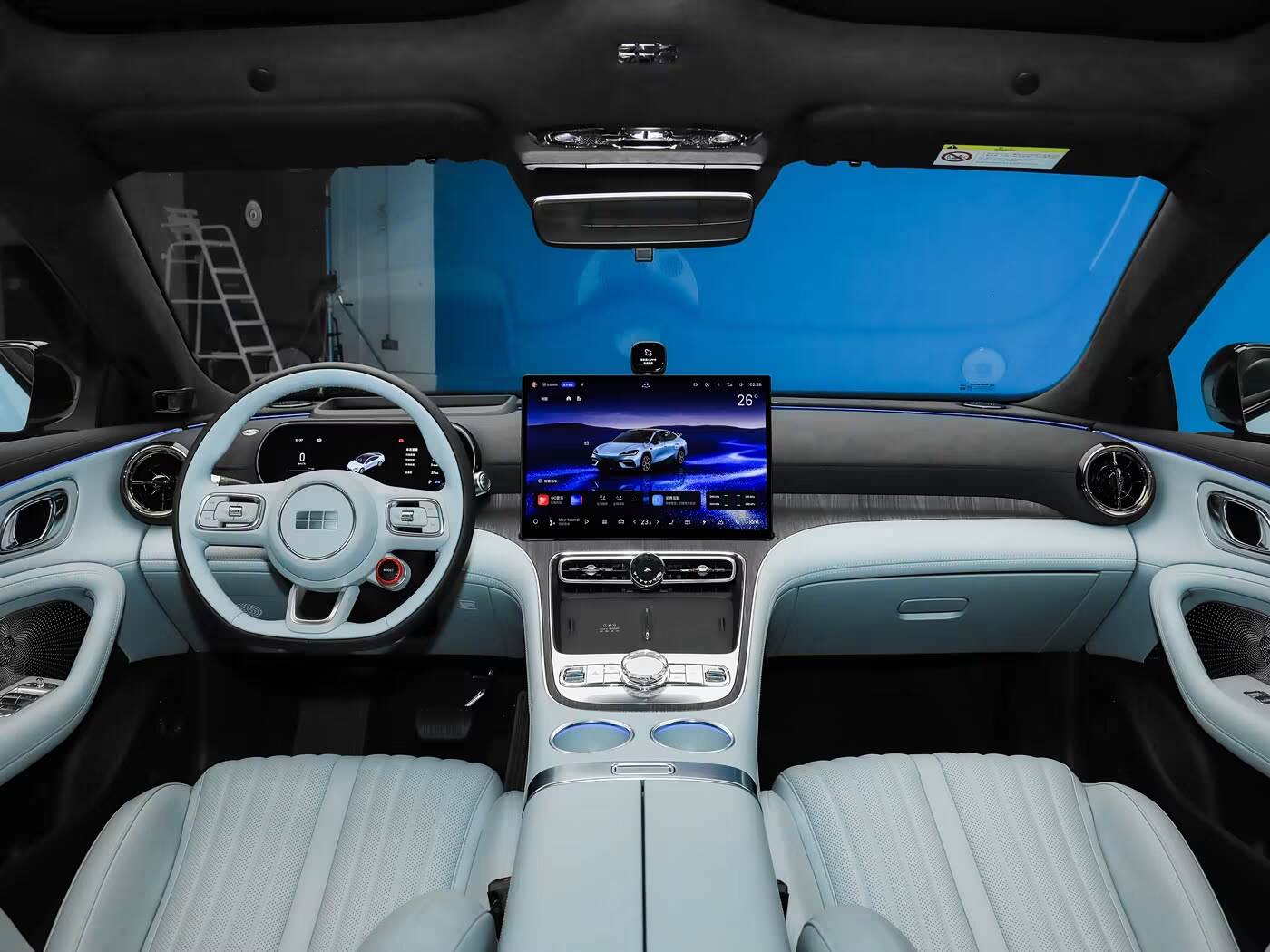 Geely вывела на рынок 578-сильный Galaxy TT Ultra за $29 тыс. 1 Интерьер автомобиля Geely Galaxy TT Ultra салон