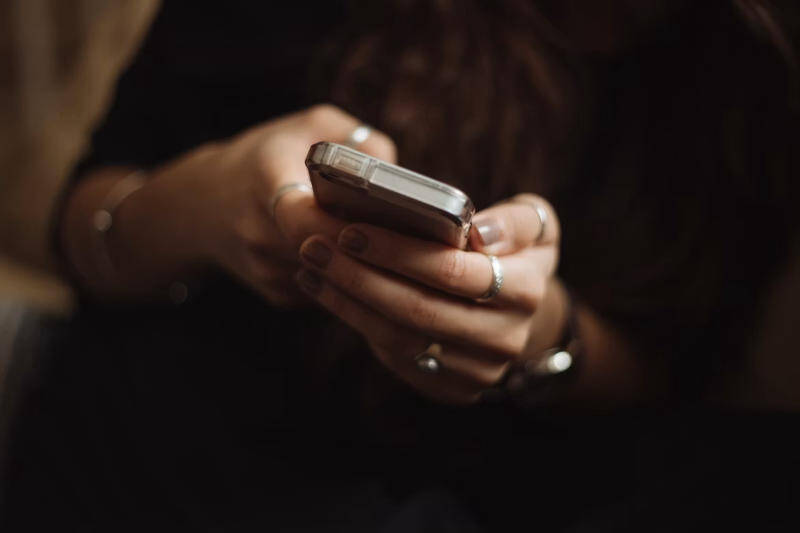 В России снизился дневной охват Telegram и WhatsApp