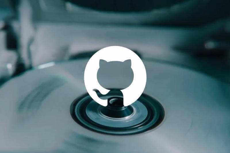 GitHub предложила разработчикам получить код на CD-ROM 1 GitHub предложила разработчикам получить код на CD-ROM
