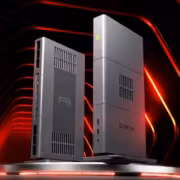 Мини-ПК GMKtec Evo-X3 двумя корпусами и портами