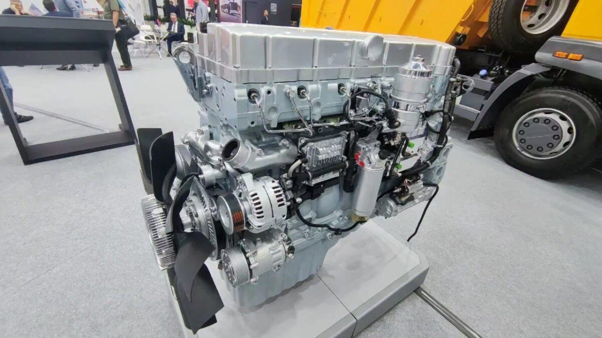 ЯМЗ и ЯЗДА запустили производство Common Rail для дизелей вместо Bosch 2 Дизельный двигатель ЯЗДА и ЯМЗ на выставке