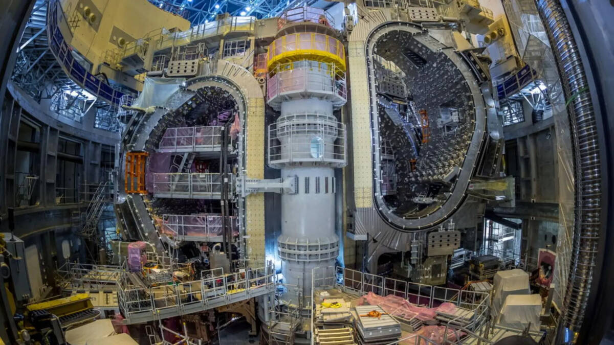 ITER замкнул вакуумную камеру для термоядерного реактора весом 5000 тонн