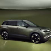Электрокроссовер Volkswagen ID. Cross оценили в 27 995 евро 6 Электрокроссовер Volkswagen ID Cross в зелёном цвете
