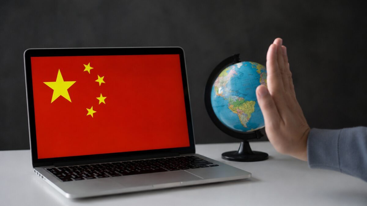 Китай может закрыть DeepSeek для мира и оставить лучшие ИИ-модели внутри страны 1 Китай может закрыть DeepSeek для мира и оставить лучшие ИИ-модели внутри страны