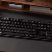 Клавиатура Keychron K5 Ultra 8K на рабочем столе