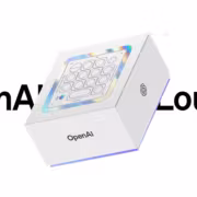 Мини-клавиатура Codex Micro от OpenAI с цветной рамкой