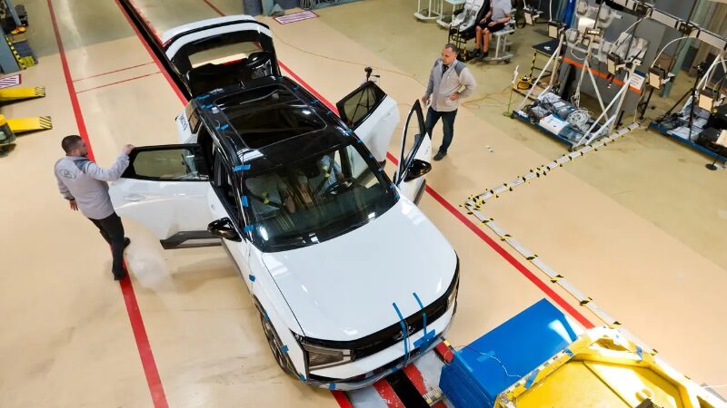 Кроссовер Lada Azimut прошёл краш-тесты с первыми для марки шторками безопасности 3 Кроссовер Lada Azimut прошёл краш-тесты с первыми для марки шторками безопасности