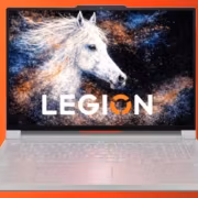 Lenovo представила Legion R9000P с первым OLED-экраном, напечатанным струйным методом 1 Ноутбук Lenovo Legion R9000P с изображением на экране