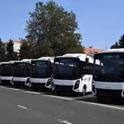 парк автобусов СИМАЗ 2258-538 с USB-зарядками и аппарелью для колясок