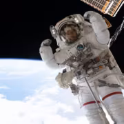 Место на «Союзе» для NASA обошлось почти в 80 млн долларов 2 астронавт на космической станции Место на «Союзе»