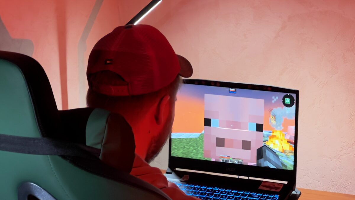 Minecraft подняла планку до 16 ГБ ОЗУ и RTX 2060