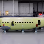 МКС-21-200 кузов самолёта МС-21-200 на промышленной площадке