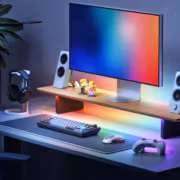 Nanoleaf выпустила подставку для монитора с подсветкой и креплениями для аксессуаров