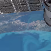 NASA показало бирюзовое цветение планктона в Чёрном море 7 Космический снимок солнечной панели и космической станции NASA