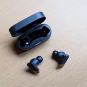 Наушники Status Pro X получили настройку GoldenSound и обещают звук уровня IEM 2 Беспроводные наушники Status Pro X и их кейс