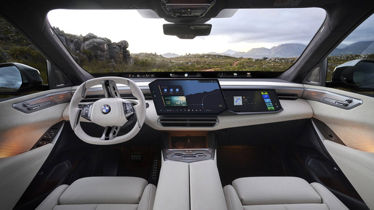 интерьер нового BMW X5 панель приборов и дисплеи