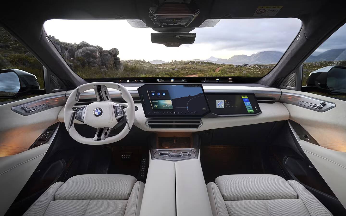 Новый кроссовер BMW X5 уже принимают под заказ в России по цене от 17,65 млн рублей 1 интерьер нового BMW X5 панель приборов и дисплеи