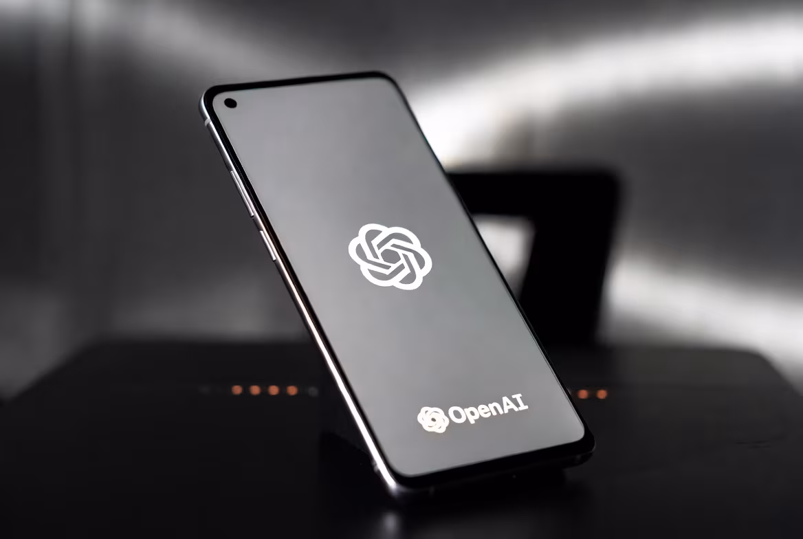 OpenAI готовит семейство устройств без клавиатуры 1 OpenAI готовит семейство устройств без клавиатуры