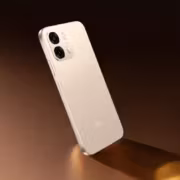 Oppo A7 Pro Max получил 10 000 мА·ч и Snapdragon 4 Gen 5 8 Черный Oppo A7 Pro Max с тройной камерой