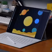 Планшет Huawei MatePad Pro Max и клавиатура