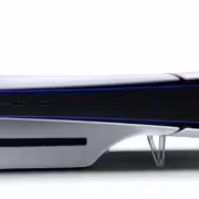 PlayStation 5 вплотную подошла к 100 млн проданных консолей 3 Консоль PlayStation 5 белого цвета с чёрным центральным блоком