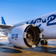 Производителю двигателя ПД-14 предъявили иск на 400 млн рублей 4 Самолет МС-21 с двигателем ПД-14 на аэродроме