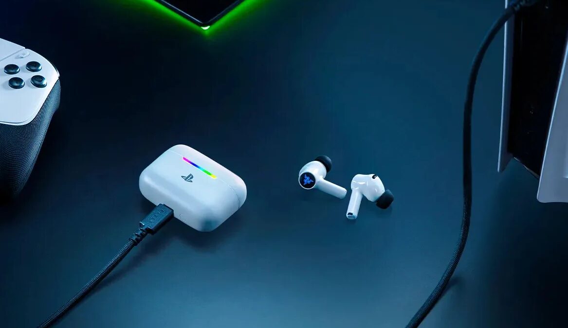 Razer адаптировал свои игровые наушники для PS5 и Xbox 5 Беспроводные наушники Razer с чехлом для PS5 и Xbox