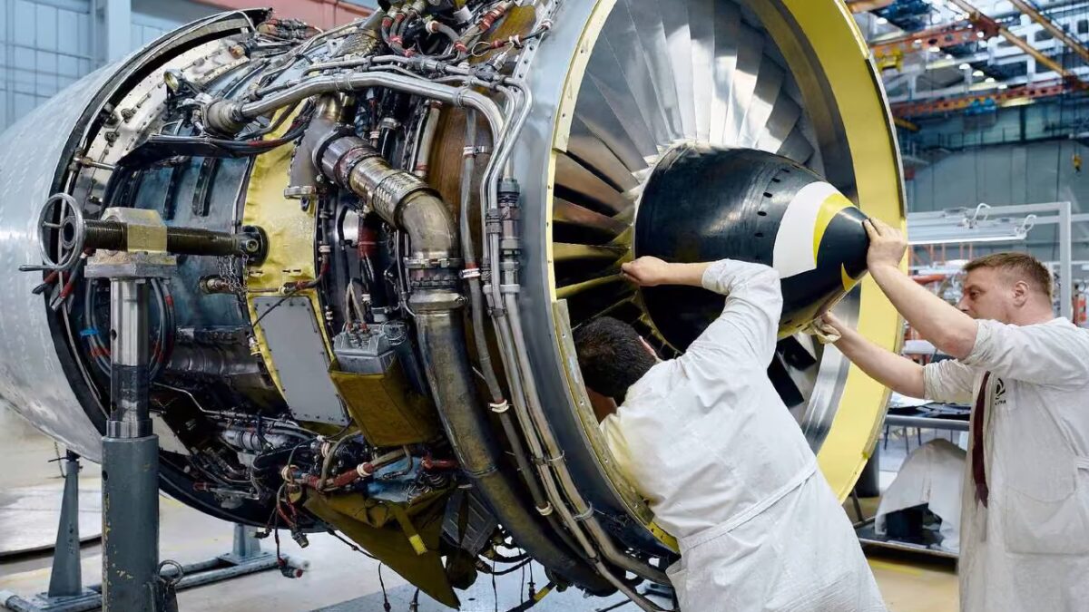 Ресурс двигателей ПС-90А для Ту-214 увеличат перед началом поставок самолёта авиакомпаниям