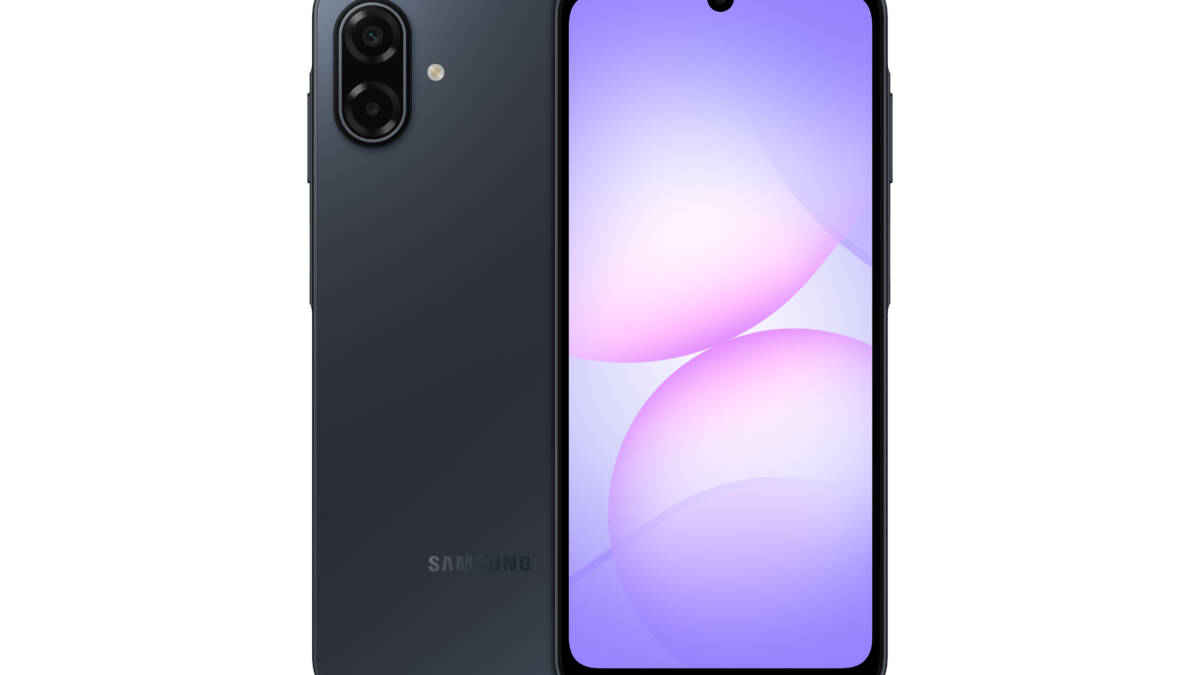 смартфон Samsung Galaxy A08 4G спереди и сзади