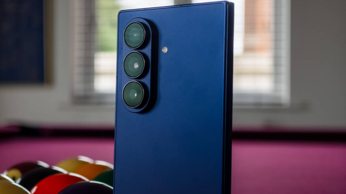 складной смартфон Samsung Galaxy Z Fold 8 Ultra камеры многообъективы