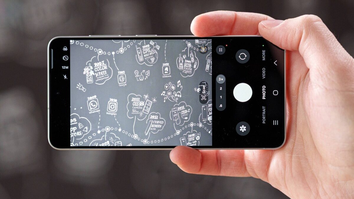 Samsung тестирует Galaxy S27 с камерой Sony вместо ISOCELL