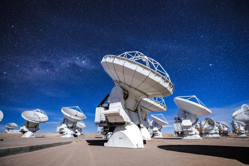 SETI мог десятилетиями искать не там. ALMA проверил новый диапазон радиоэфира