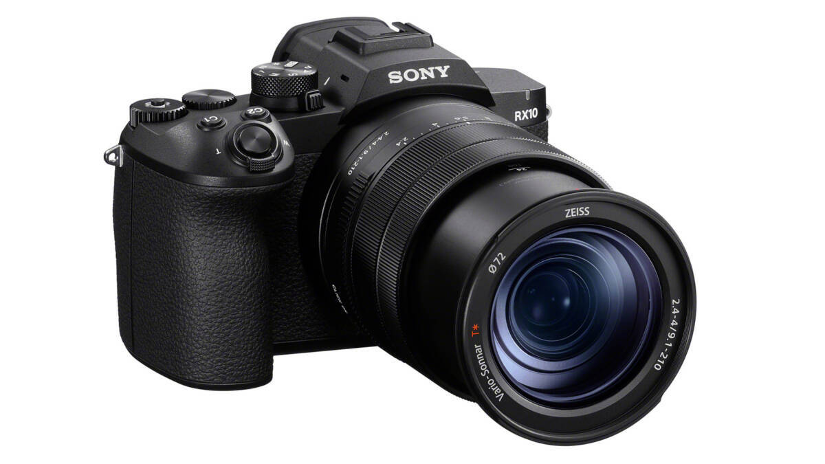 Sony показала камеру RX10 V с зумом 24-600 мм и 4K 120 к/с за $2300