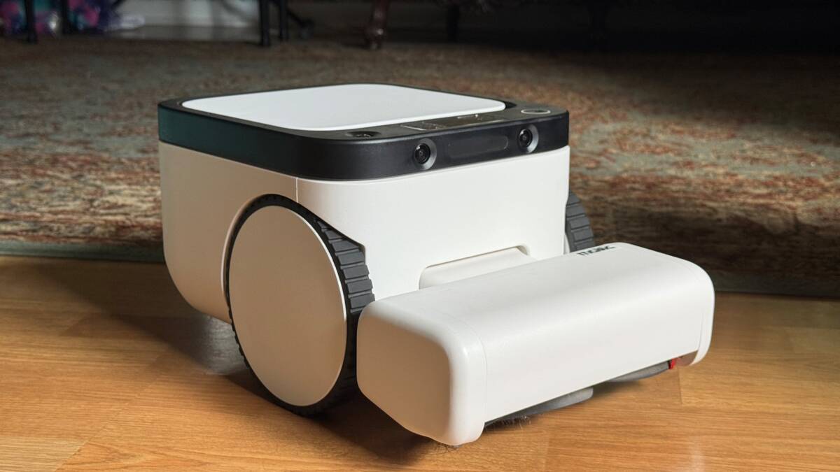 Робот-пылесос с камерами и колесами Xiaomi mi robot vacuum m6