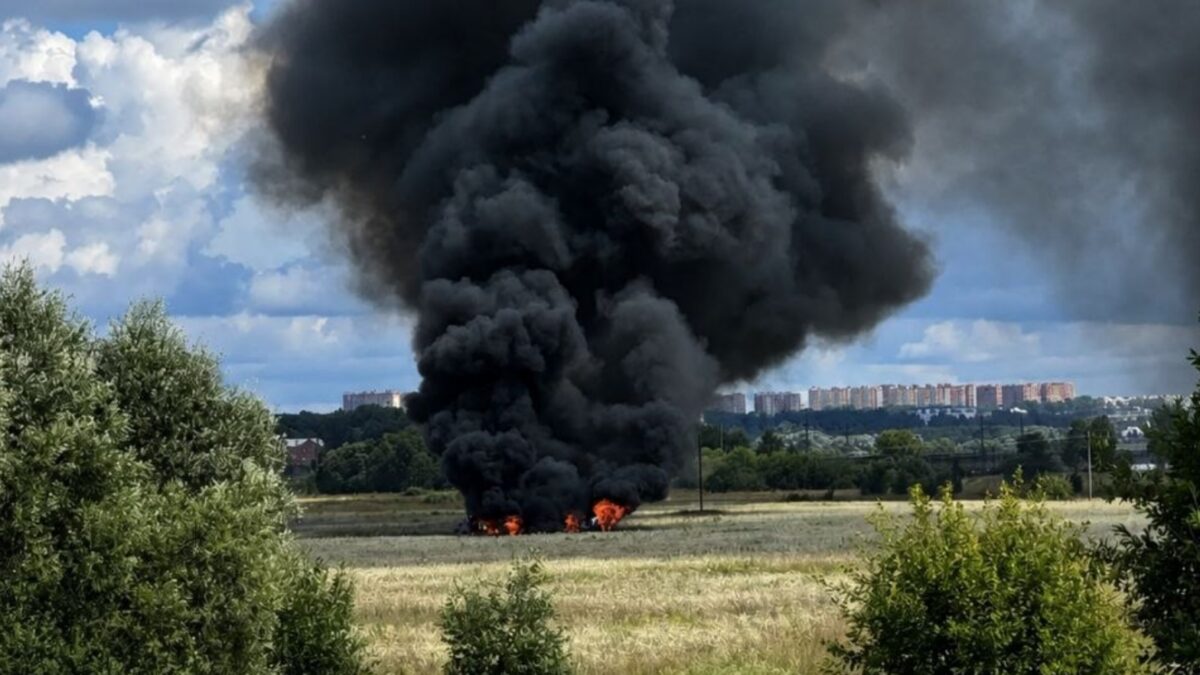Су-57 разбился в Подмосковье. Следствие завело дело о нарушении правил полётов