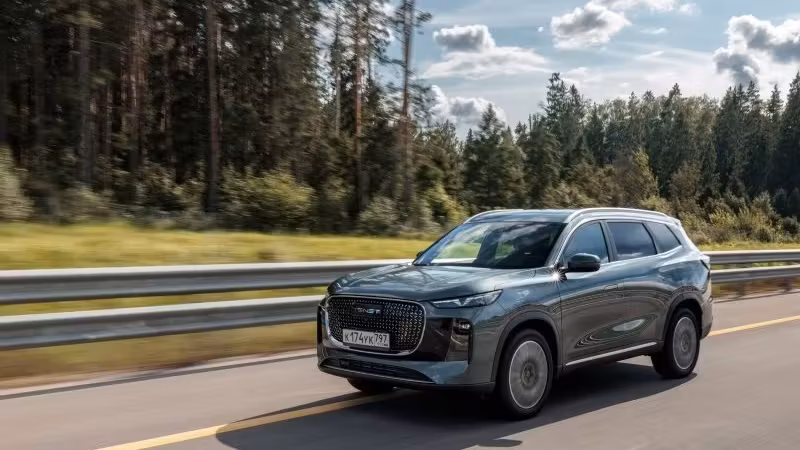 Tenet T8 получил версию «Прайм» с панорамной крышей за 3,2 млн рублей