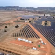 солнечные панели Tesla солнечная ферма в Техасе