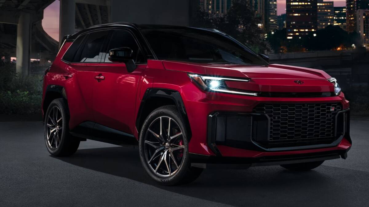 Toyota в России выросла на 103% за полгода, продажи делают RAV4 и Highlander 1 Toyota в России выросла на 103% за полгода, продажи делают RAV4 и Highlander
