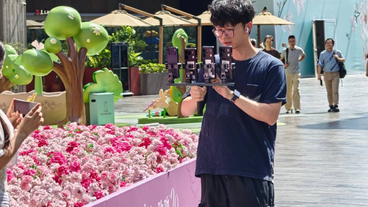 У Oppo Find X10 заметили новый блок камер и версию Pro Max