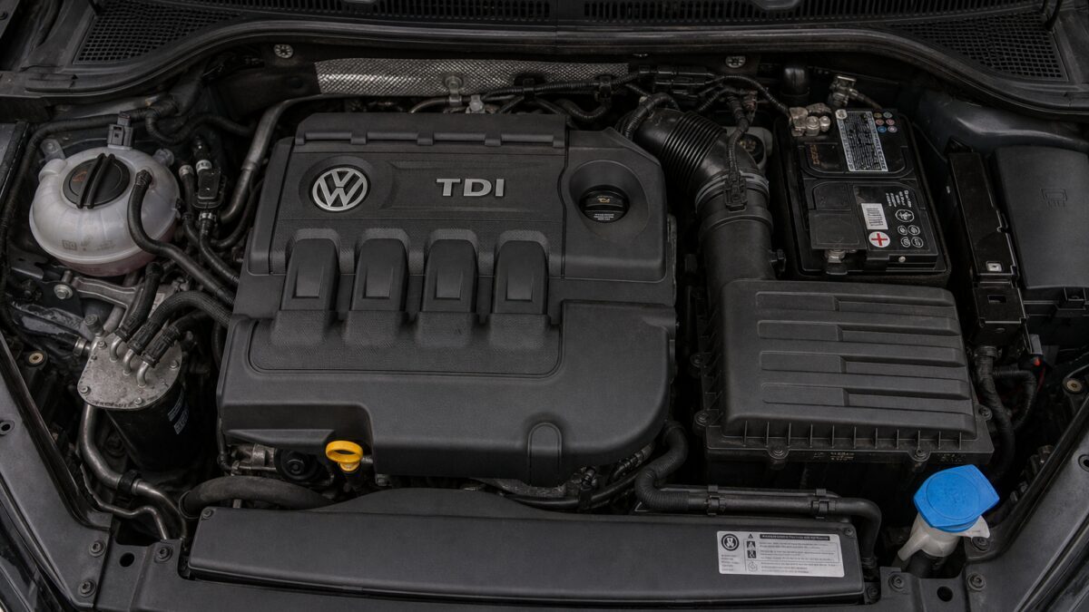 Volkswagen уберёт дизель 2.0 TDI с нового T-Roc, а следом может и с Golf 1 Volkswagen уберёт дизель 2.0 TDI с нового T-Roc, а следом может и с Golf