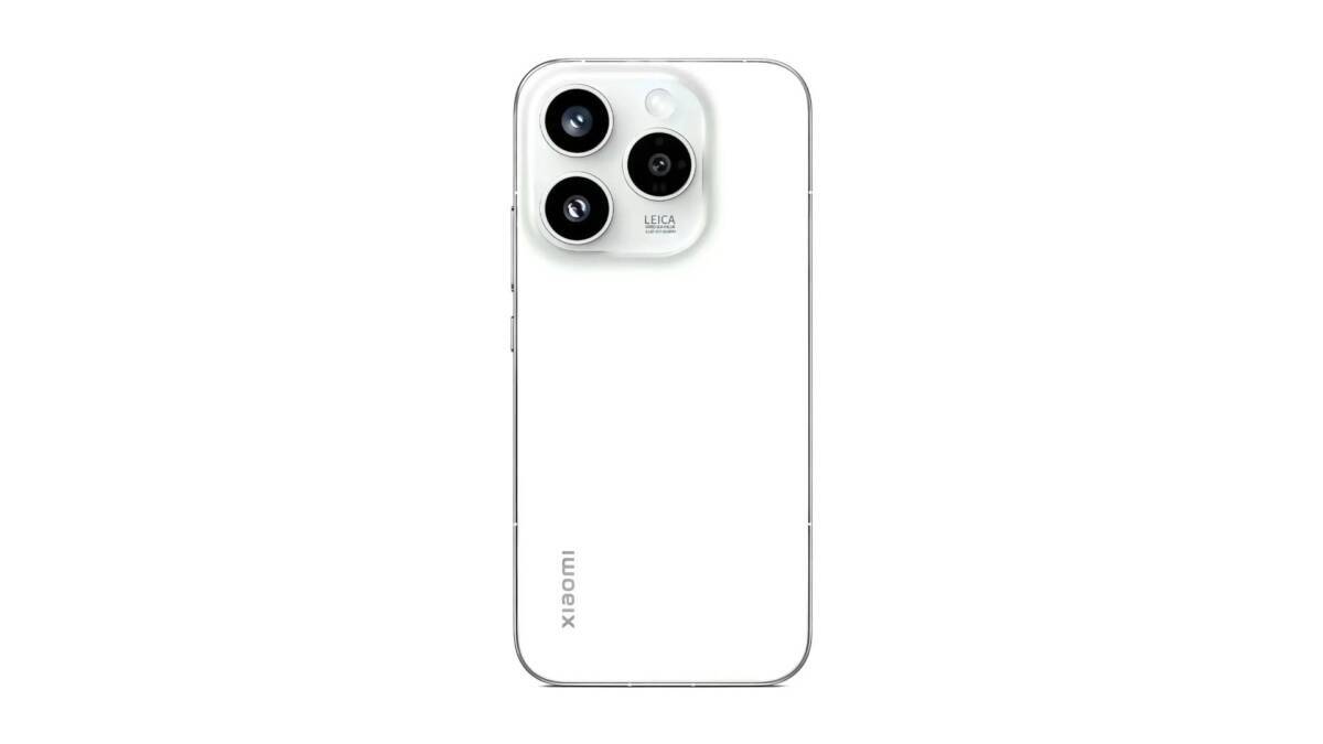 Задняя часть Xiaomi 18 Pro с тремя камерами и логотипом