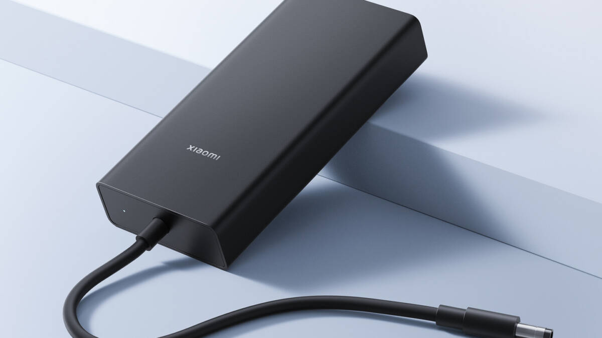 карманный ИБП Xiaomi для NAS с кабелем